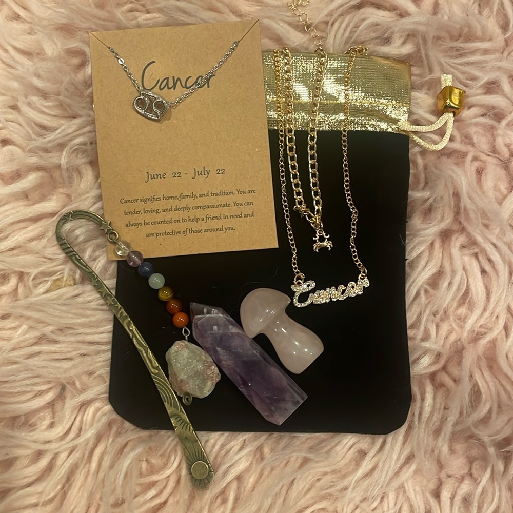 Cancer horoscope gift set